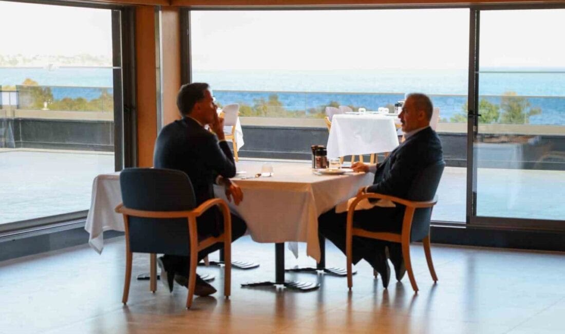 Dışişleri Bakanı Hakan Fidan, NATO Dışişleri Bakanları Gayriresmi Toplantısı öncesinde NATO Genel Sekreteri Mark Rutte ile çalışma yemeğinde bir araya geldi. Dışişleri Bakanı Hakan Fidan, NATO Dışişleri Bakanları Gayriresmi Toplantısı öncesinde