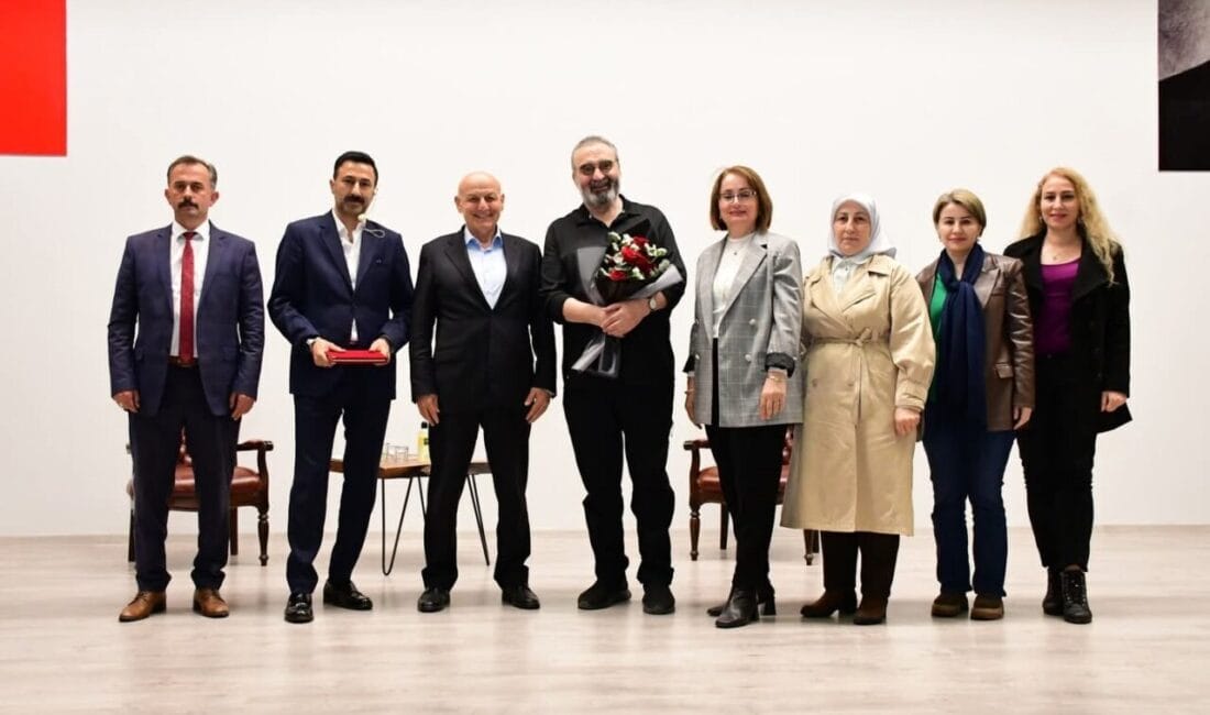 Samsun Terme Kent Konseyi’nin düzenlediği kültürel etkinlikler çerçevesinde, yazar ve