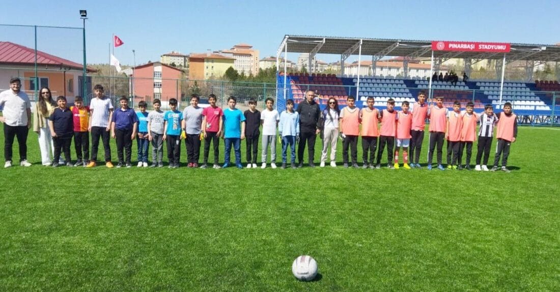 Kayseri’nin Pınarbaşı İlçe Kaymakamlığı tarafından Pınarbaşı Belediyespor’un katkıları ile düzenlen