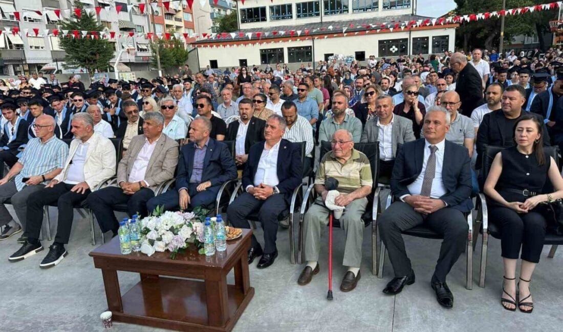 Zonguldak’ın Ereğli ilçesinde yaşayan 93 yaşındaki Mehmet Tutar, 1945 yılında