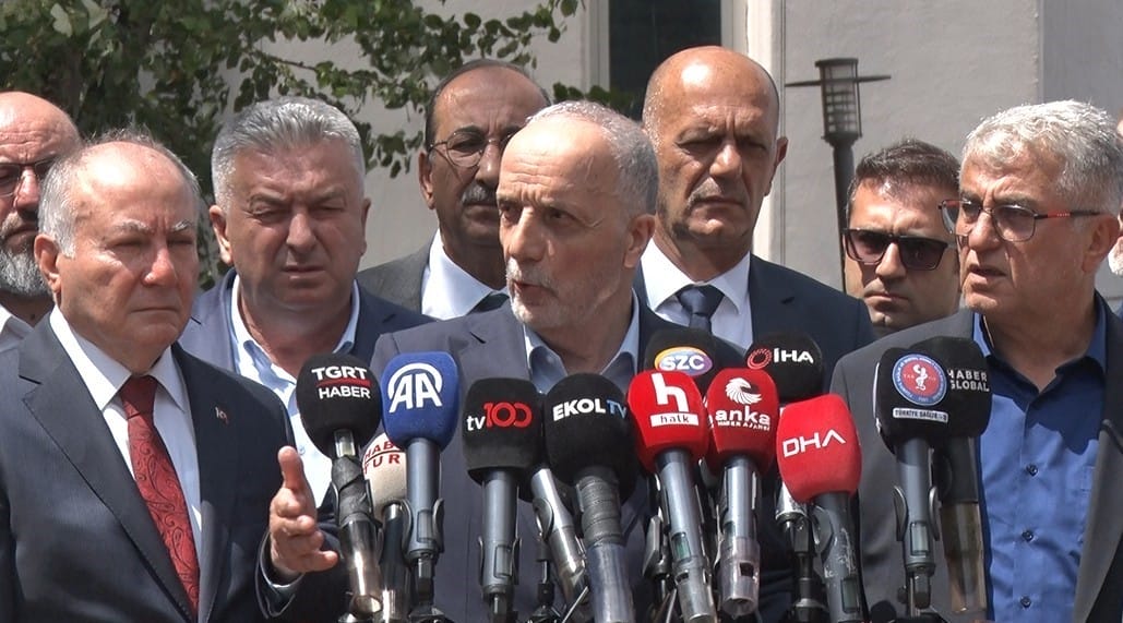 Türkiye İşçi Sendikaları Konfederasyonu (TÜRK-İŞ) Genel Başkanı Ergün Atalay, Kamu
