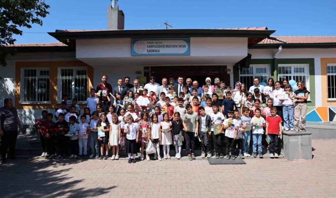 Hacılar’da öğrenciler; 2024-2025 eğitim-öğretim yılının sona ermesiyle birlikte karne sevinci