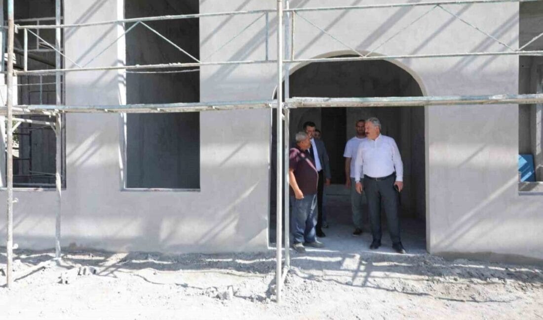 Okuldan, sağlık merkezine, kütüphanelerden sosyal tesislere kadar ilçeye birçok proje