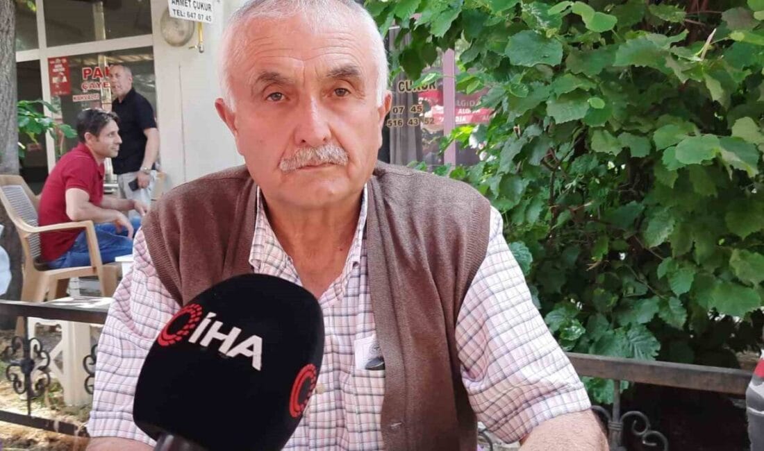 Samsun’un Vezirköprü ilçesinde bazı çiftçiler, Vezirköprü Sulama Birliği’nin uydu üzerinden