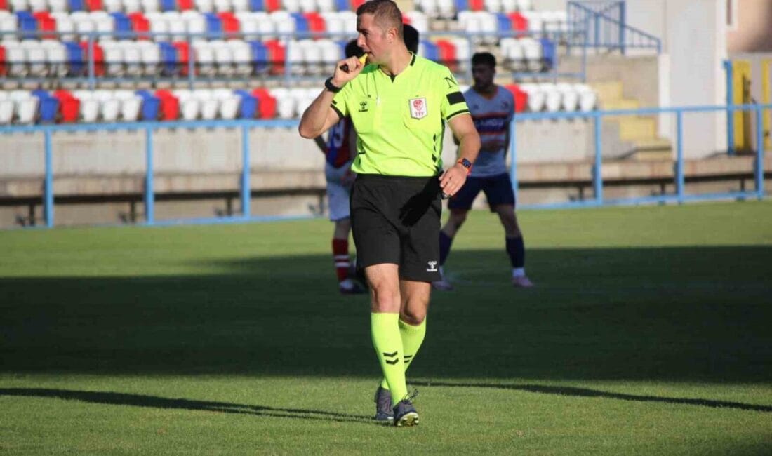 Karabüklü klasman futbol hakemi Mustafa Hakan Belder Üst Klasman Terfi