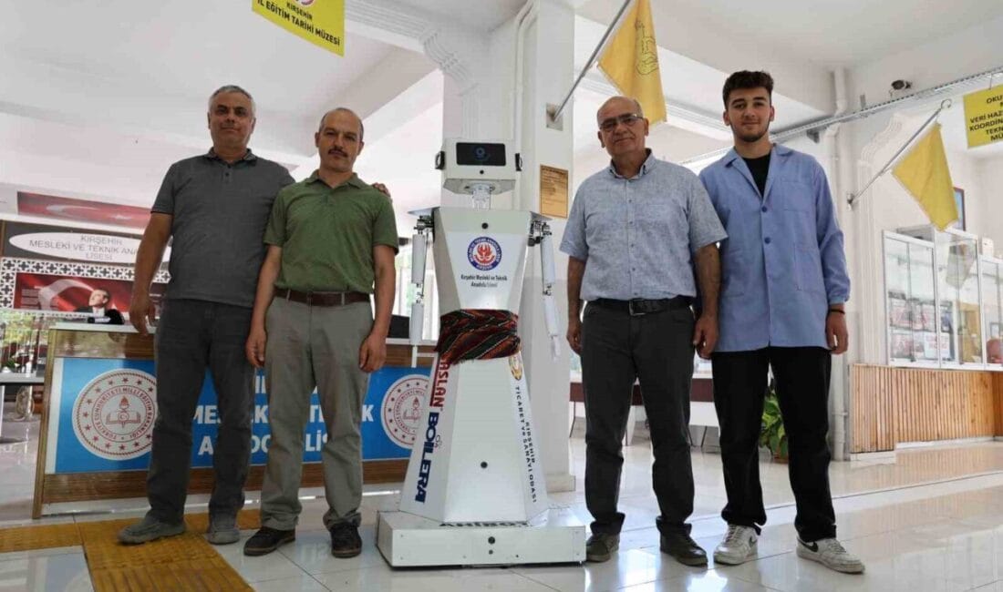 Kırşehir Mesleki ve Teknik Anadolu Lisesi’nde 4 öğretmen ve 7