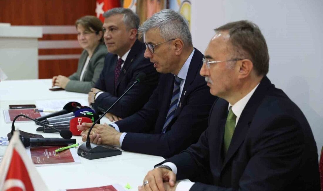 Sağlık Bakanı Kemal Memişoğlu, “Eskiden insanlarımız kalp ameliyatı olmak için