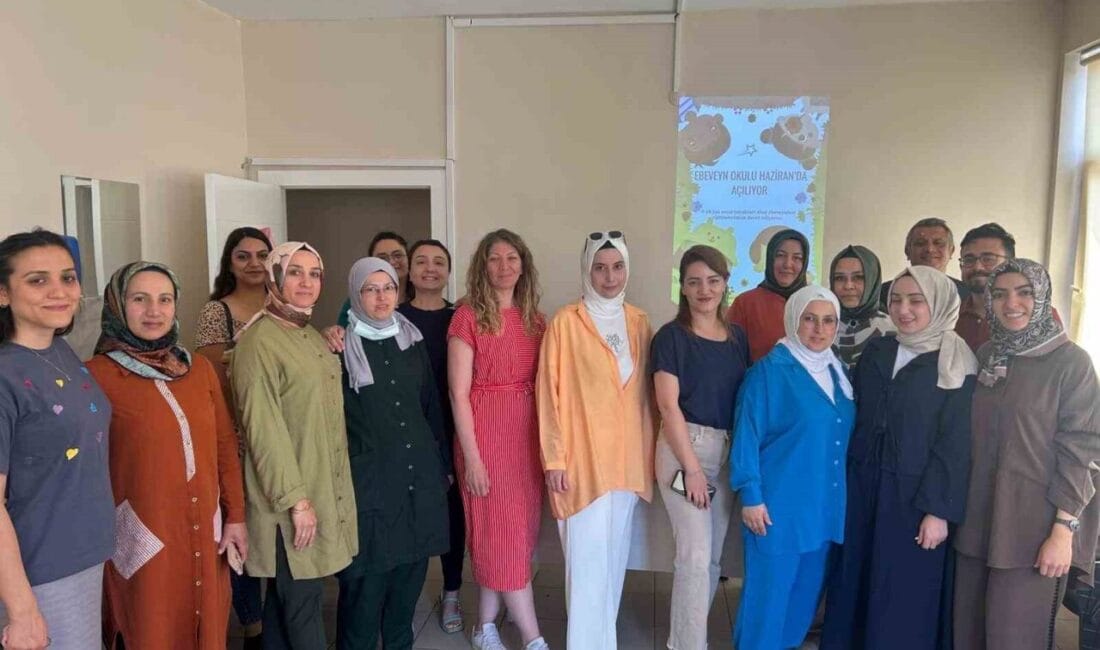 Mustafa Kızıklı Sağlıklı Hayat Merkezi tarafından hayata geçirilen ’Ebeveyn Okulu’