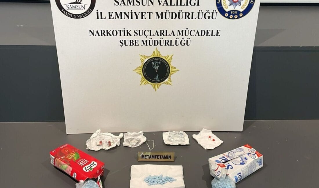 Samsun’da polis ekipleri tarafından düzenlenen operasyonda, meyve suyu kutuları içerisine